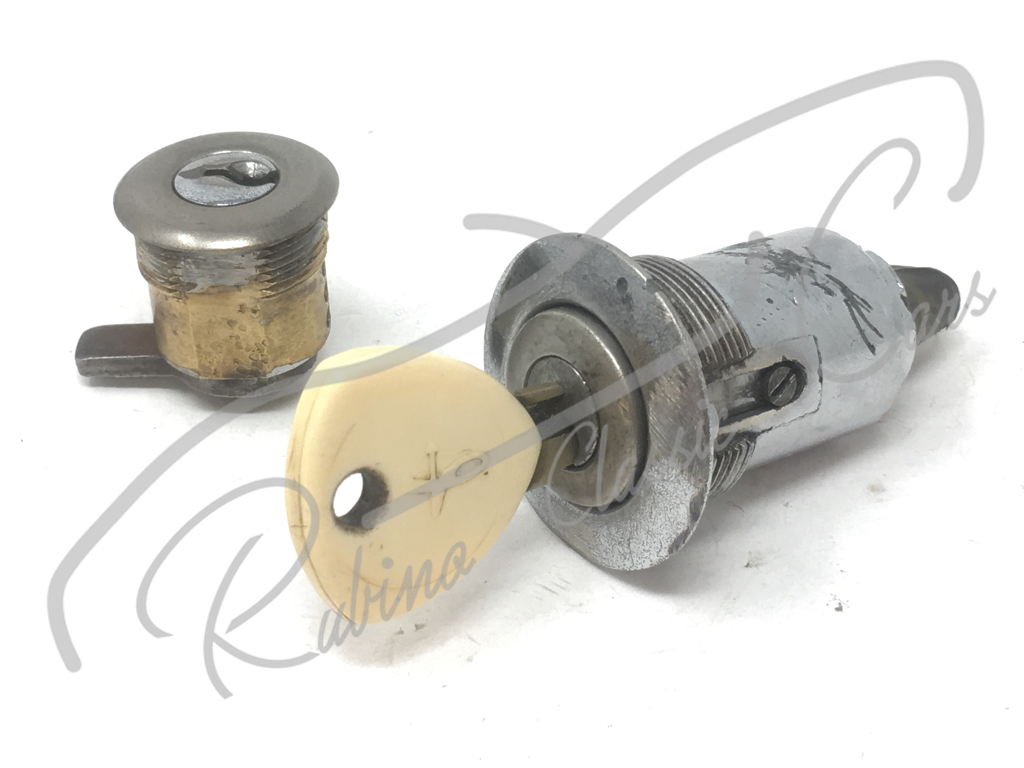 Boot / Fuel Filler Lock - Image 3