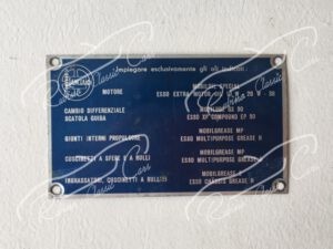 Targhetta vano motore